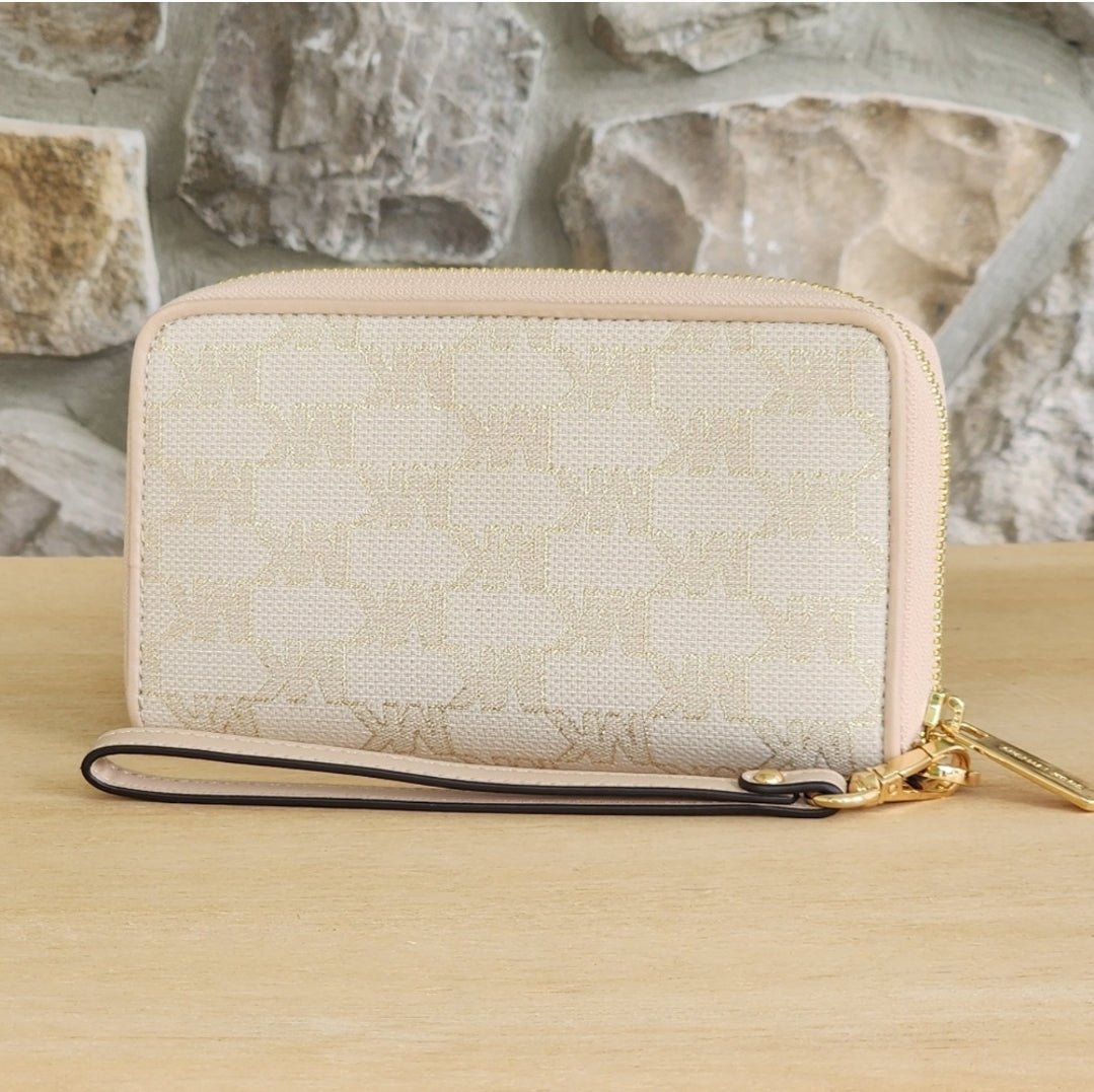 Michael Kors Jet Set Logo LG Wallet