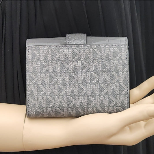 Michael Kors Carmen Flap MD Wallet Grey