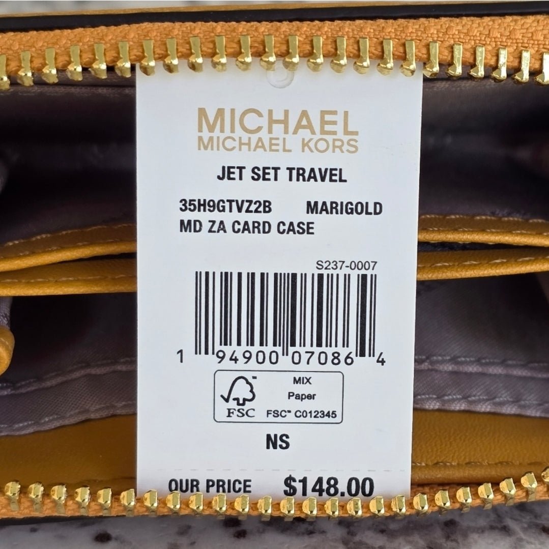 Michael Kors Jet Set Logo Medium Card Case Wallet