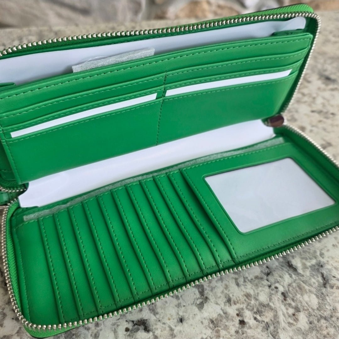 Michael Kors Jet Set Stripe Continental Wristlet