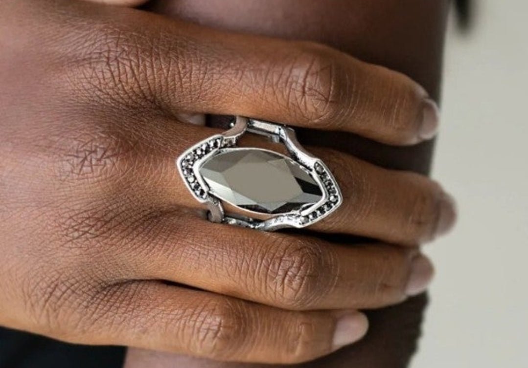 Paparazzi Leading Luster Silver Ring