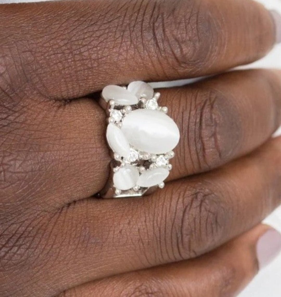 Paparazzi Modern Moonwalk White Ring
