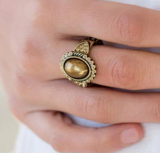 Paparazzi Pearl Party Brass Ring