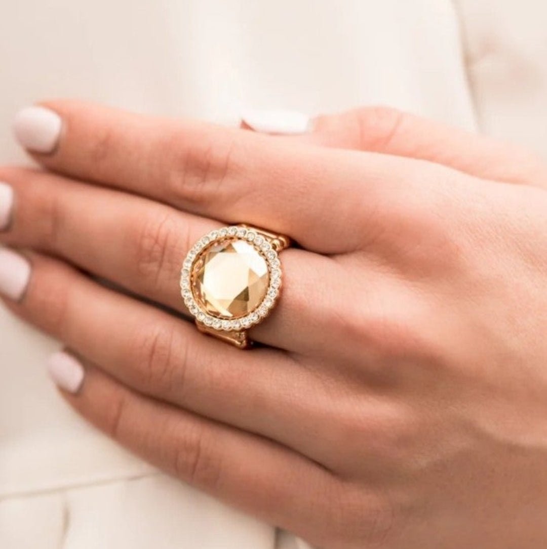 Paparazzi Crown Culture Gold Ring