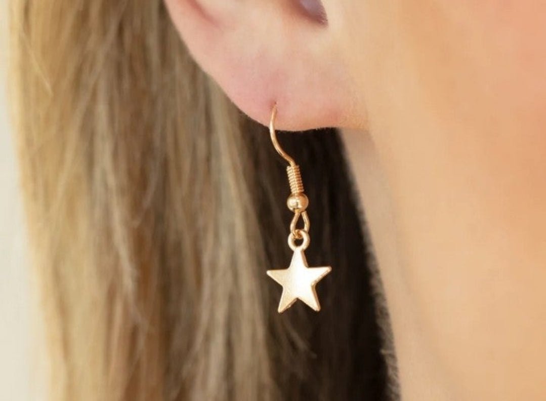 Paparazzi Stellar Stardom Necklace & Earrings