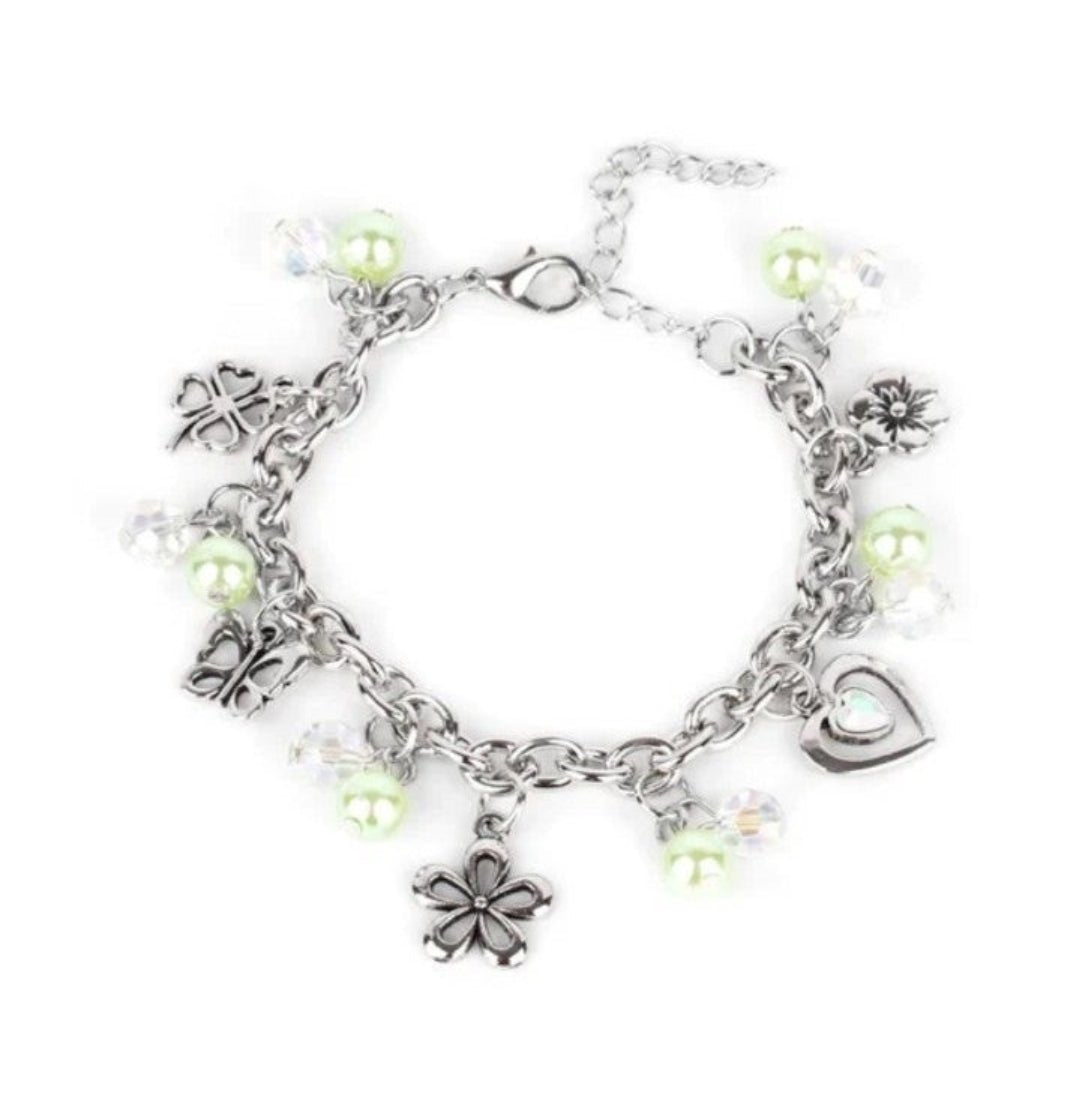 Paparazzi Retreat Into Romance Green Bracelet