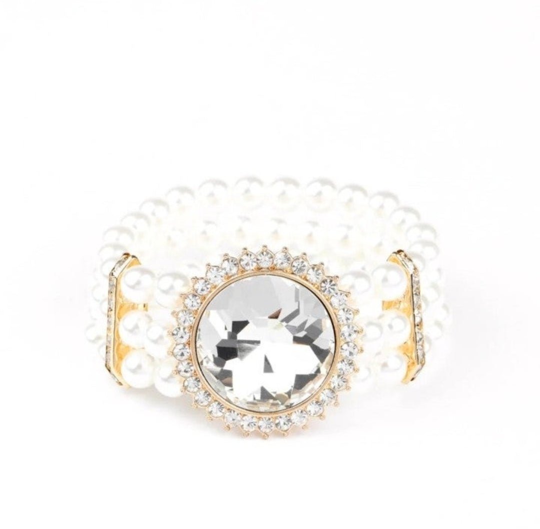 Paparazzi Speechless Sparkle Gold Bracelet