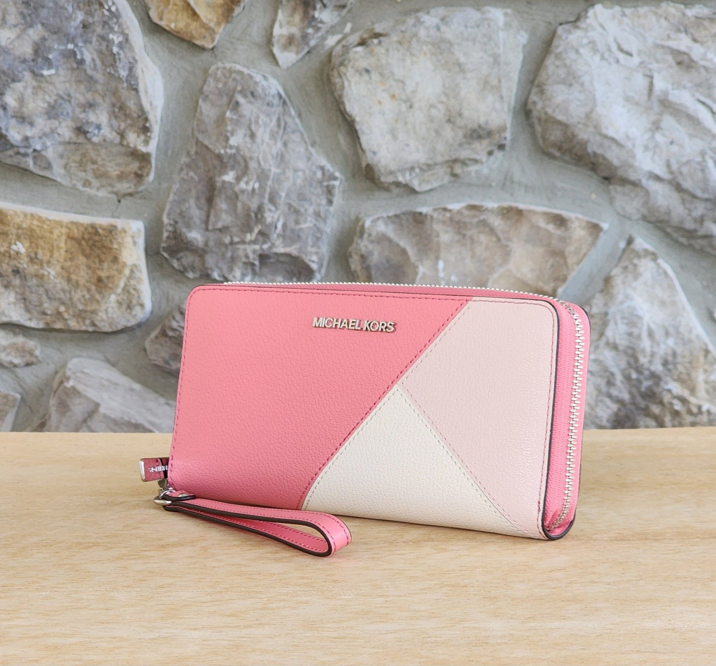 Michael Kors Jet Set Continental Wristlet Wallet