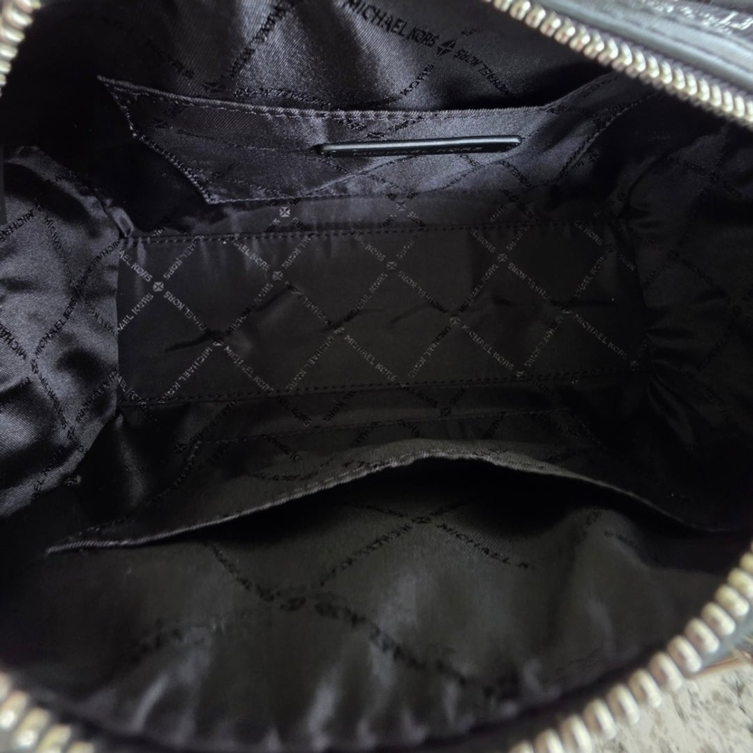 Michael Kors Zooey Barrel Logo MD Crossbody Black