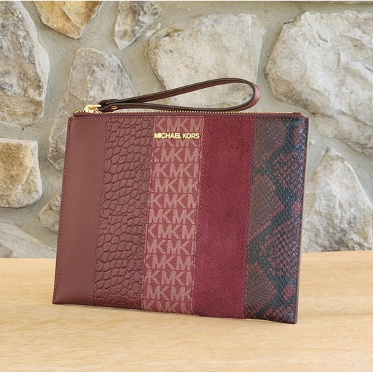 Michael Kors Jet Set XL Zip Clutch Wristlet