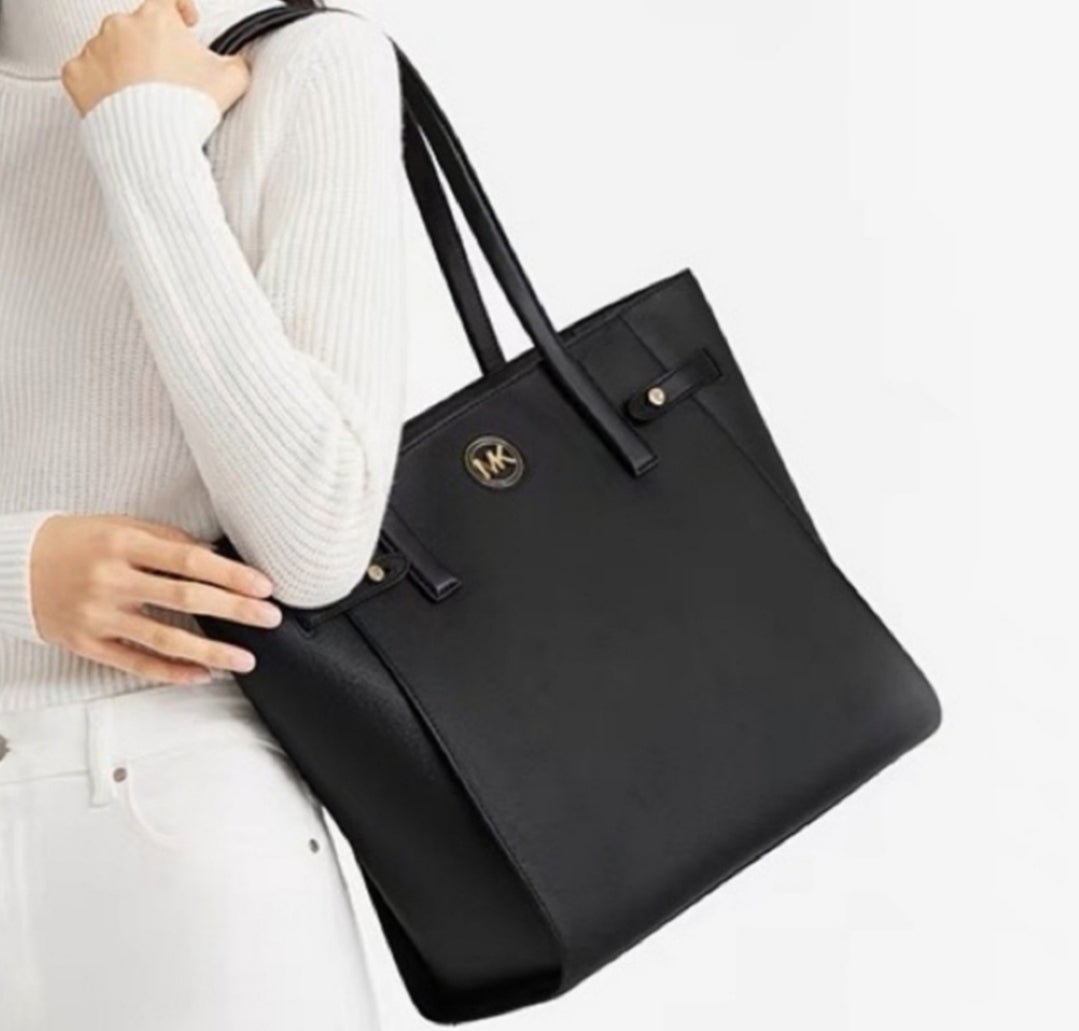 Michael Kors Carmen LG Tote Black